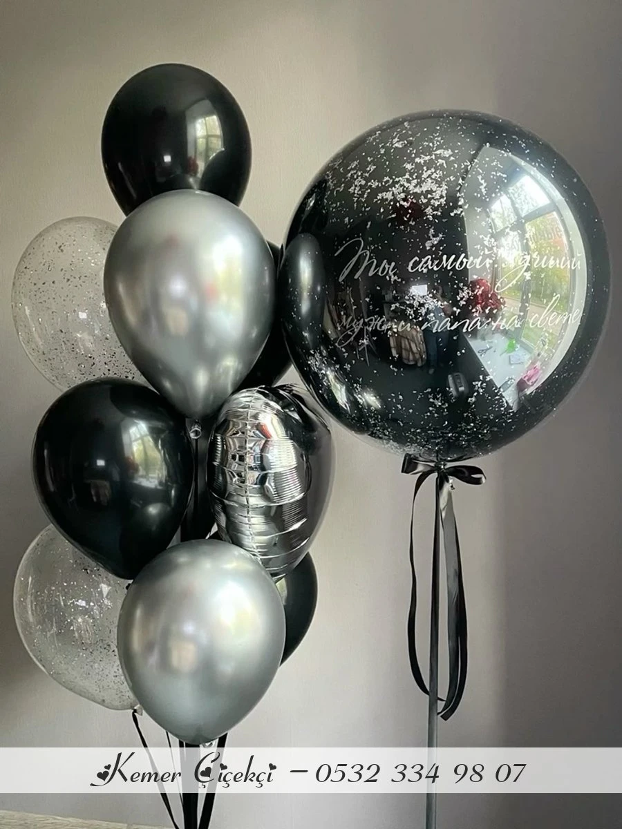 10 klassische Ballons mit 1 Folienballon und 1 großem Doppelballon