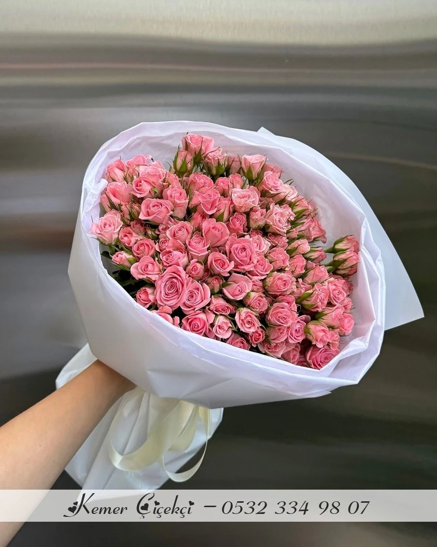101 Adet Koyu Pembe Gül Buketi̇