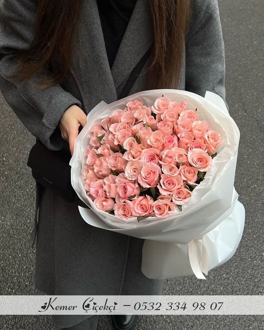61 Adet Gül Buketi̇