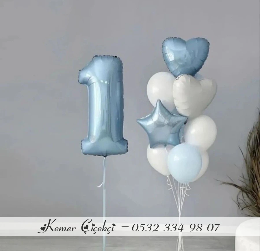 7 klassische Ballons, 3 Folienballons, 1 Charakter-Ballon