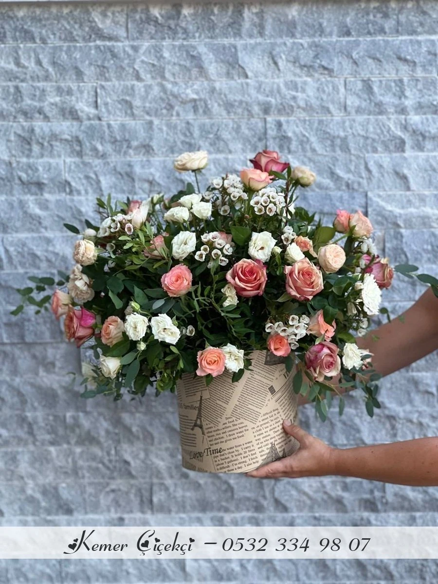 News Paper Mix Flowers