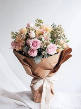 11 Gul Mix Flowers