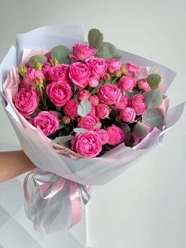 31 Adet Fuşya Renk Gül Buketi̇