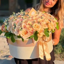 Kutuda 101 Adet Şampanya Renk Gül