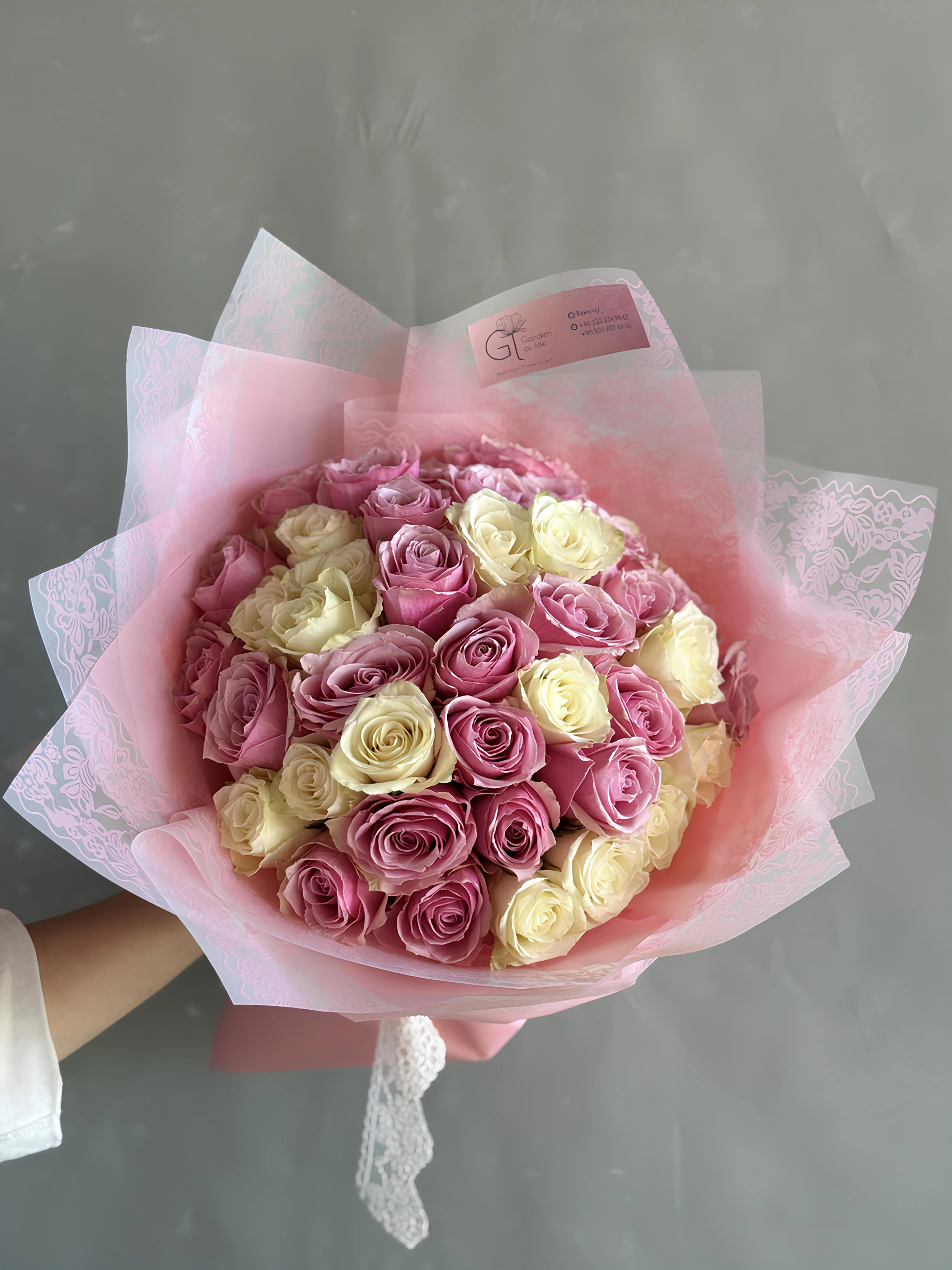 Pi̇nk & White Rose